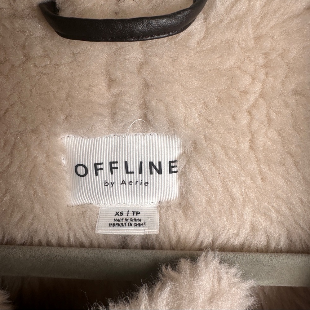 OFFLINE by Aerie Sherpa Lined Faux Leather Vest - Picture 17 of 17